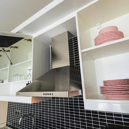 Apartment Seven Stars B-12